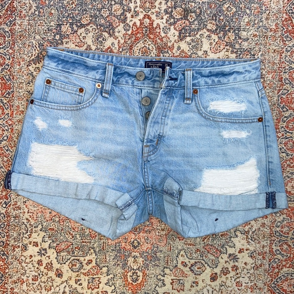Vintage Abercrombie & Fitch low-rise boyfriend short